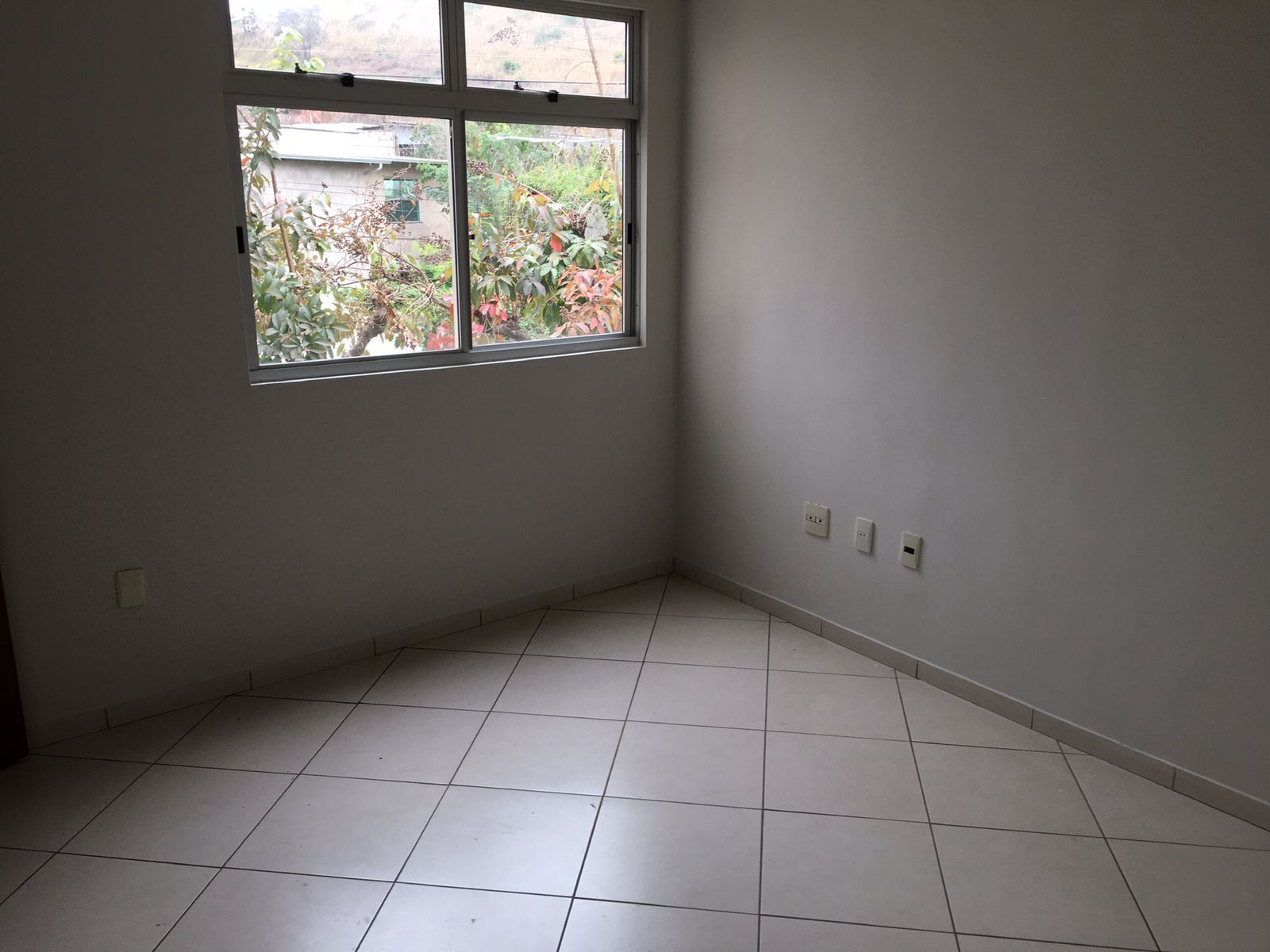 Apartamento à venda com 3 quartos, 111m² - Foto 5