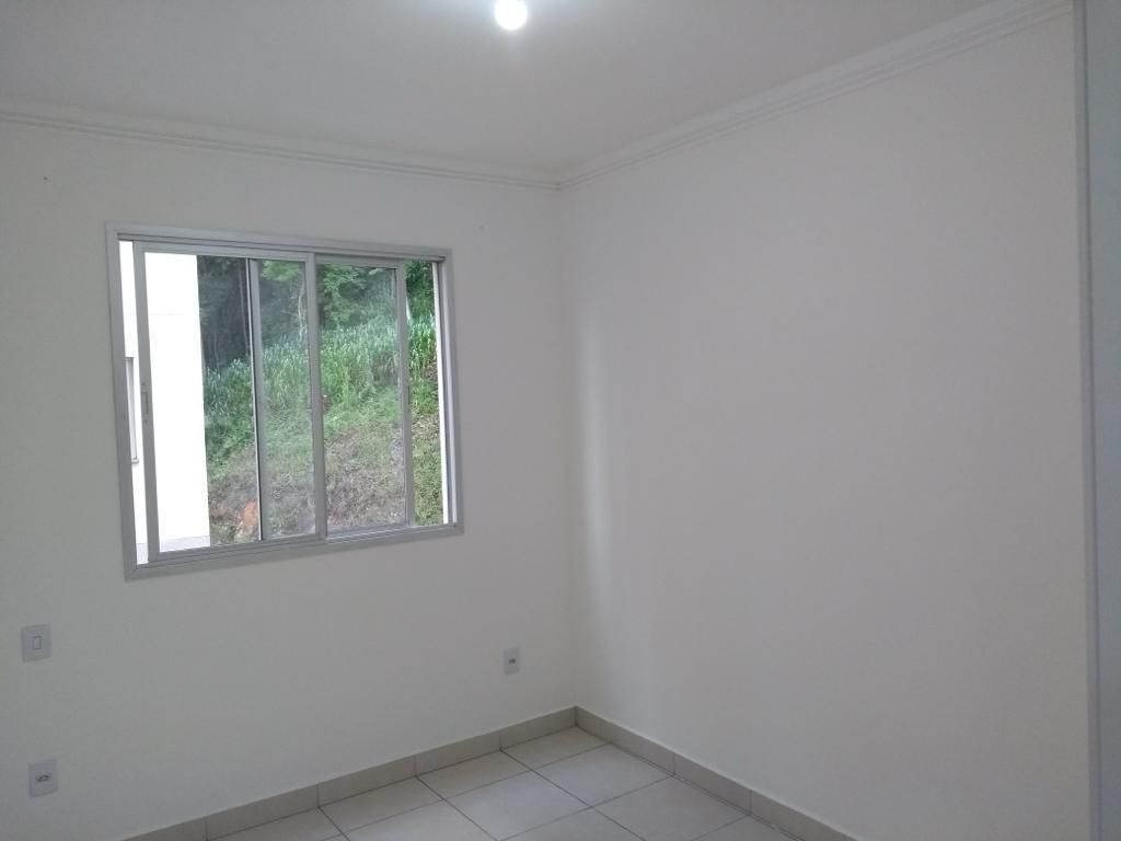 Apartamento à venda com 2 quartos, 42m² - Foto 13