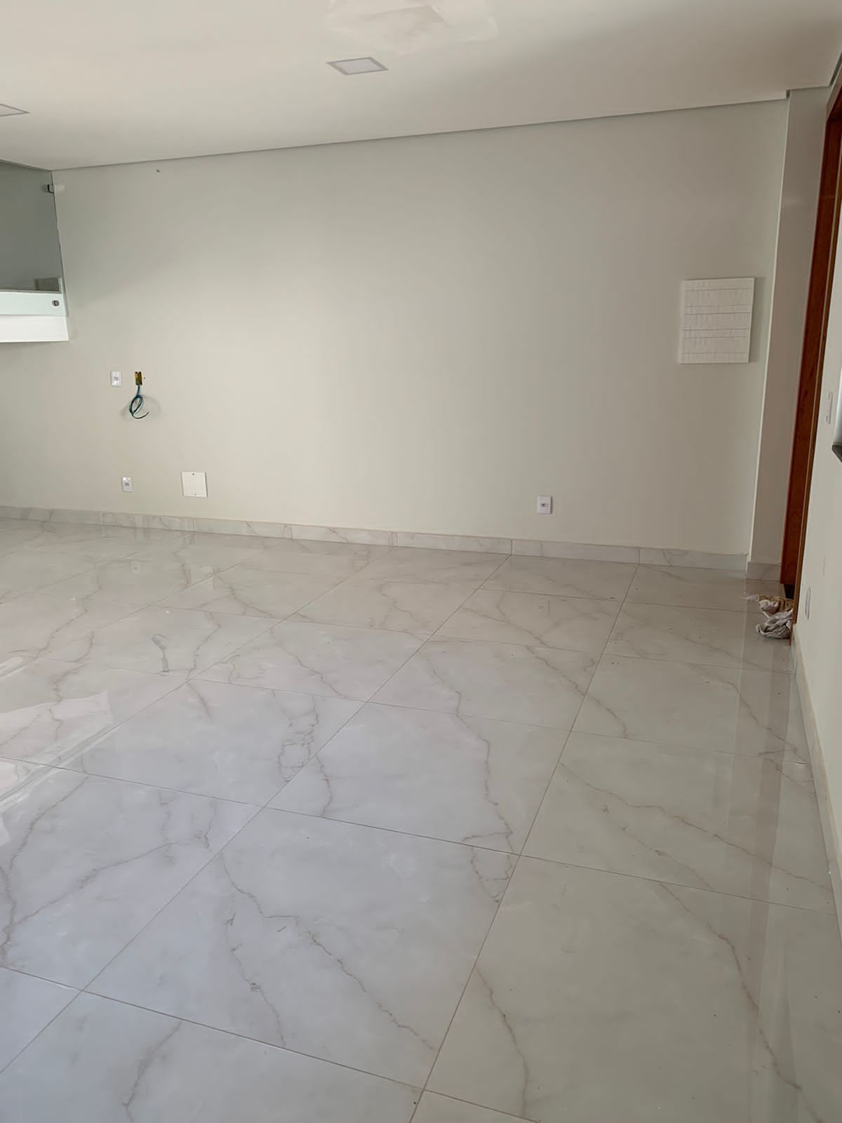 Casa à venda com 3 quartos, 274m² - Foto 3