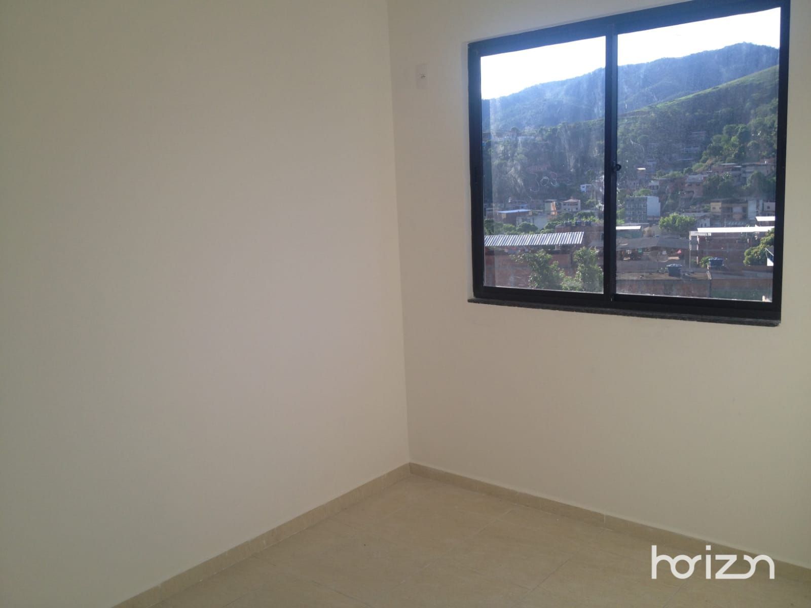 Apartamento à venda com 2 quartos, 75m² - Foto 11