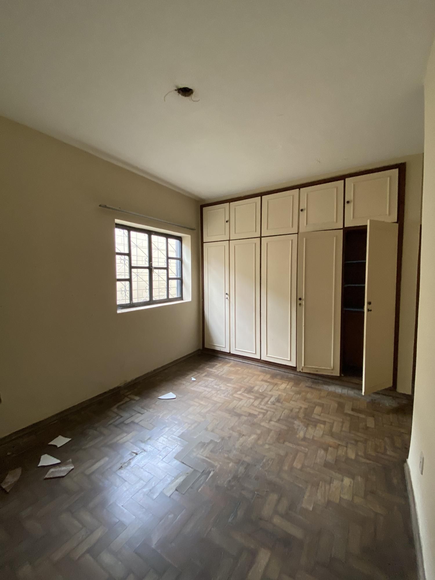 Casa à venda com 4 quartos, 250m² - Foto 7