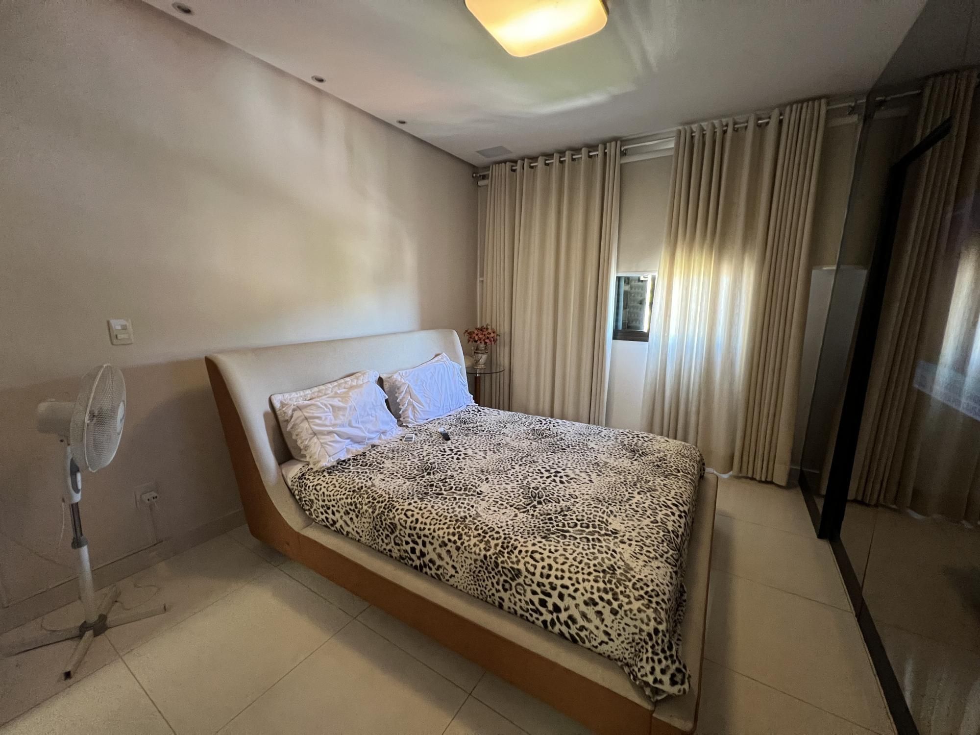 Apartamento para alugar com 2 quartos, 95m² - Foto 16