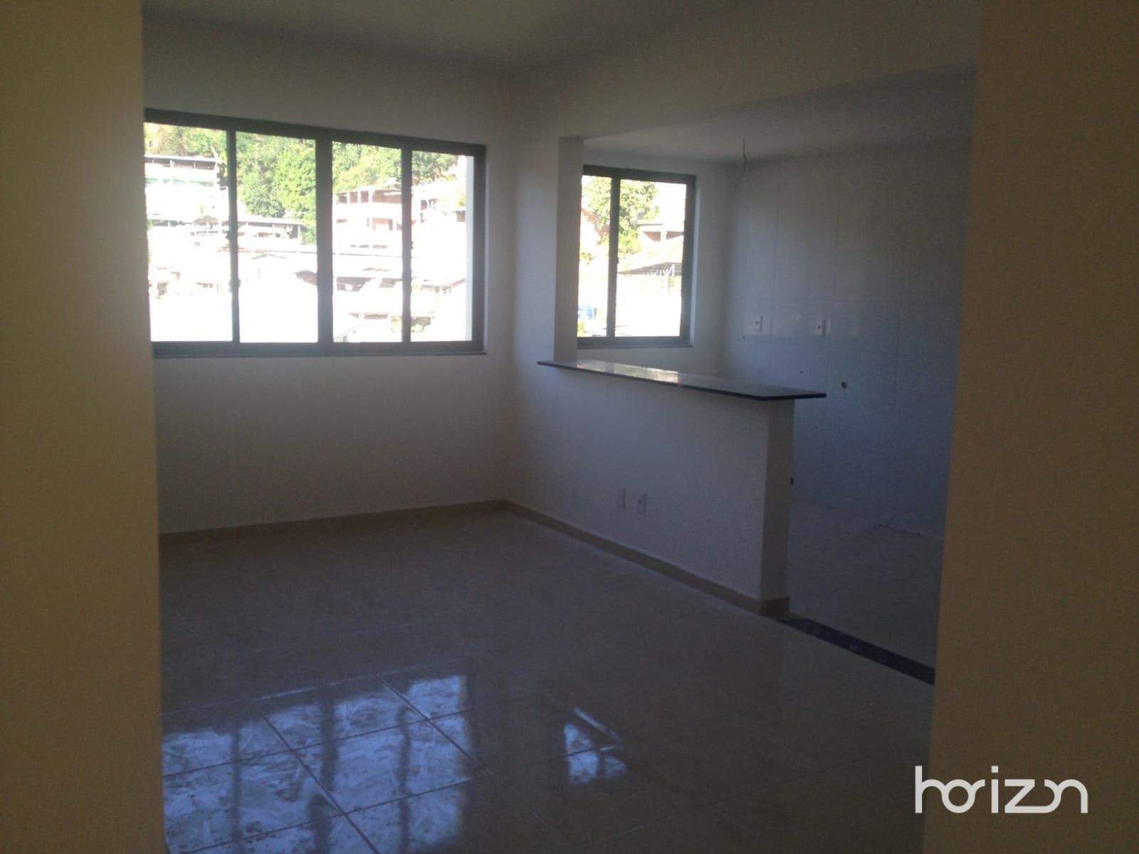 Apartamento à venda com 2 quartos, 75m² - Foto 6