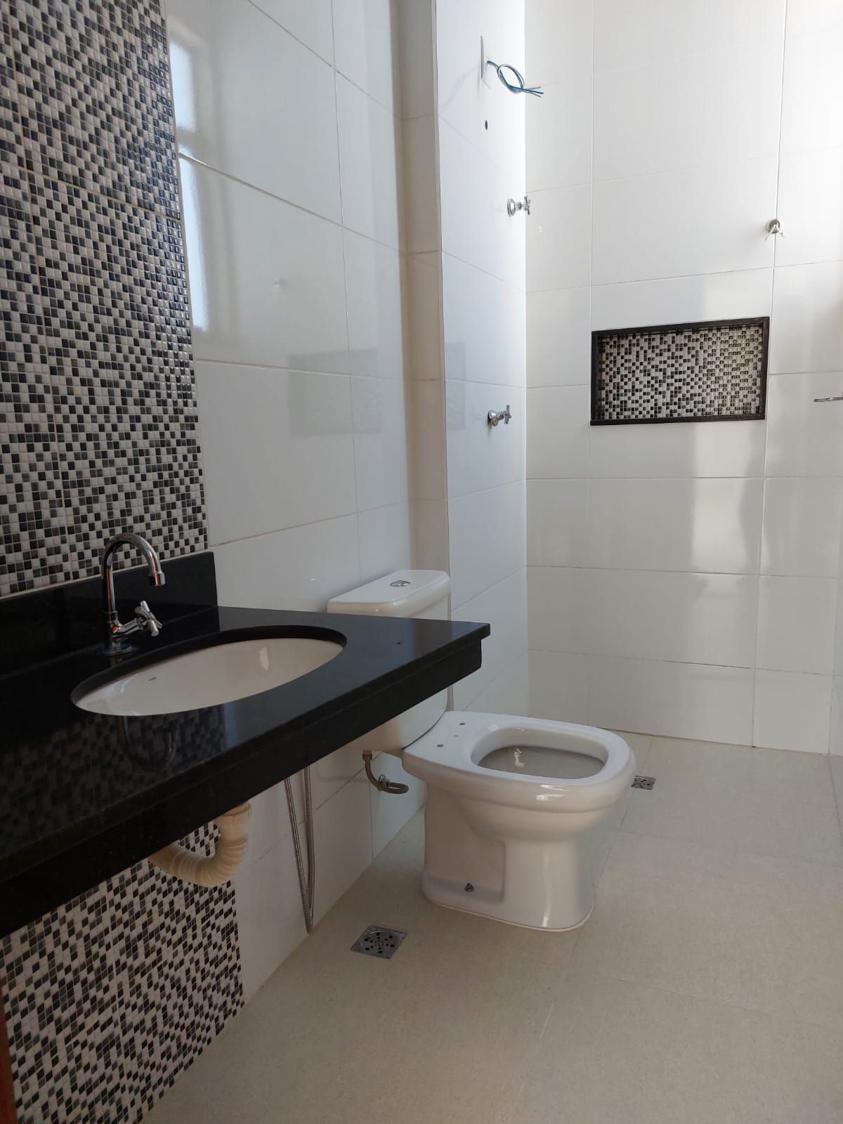 Apartamento à venda com 3 quartos, 85m² - Foto 11