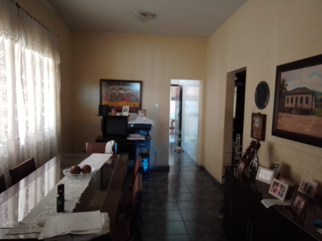 Casa à venda com 3 quartos, 200m² - Foto 5