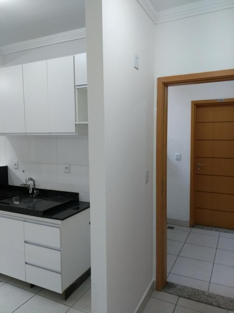 Apartamento à venda com 2 quartos, 42m² - Foto 18