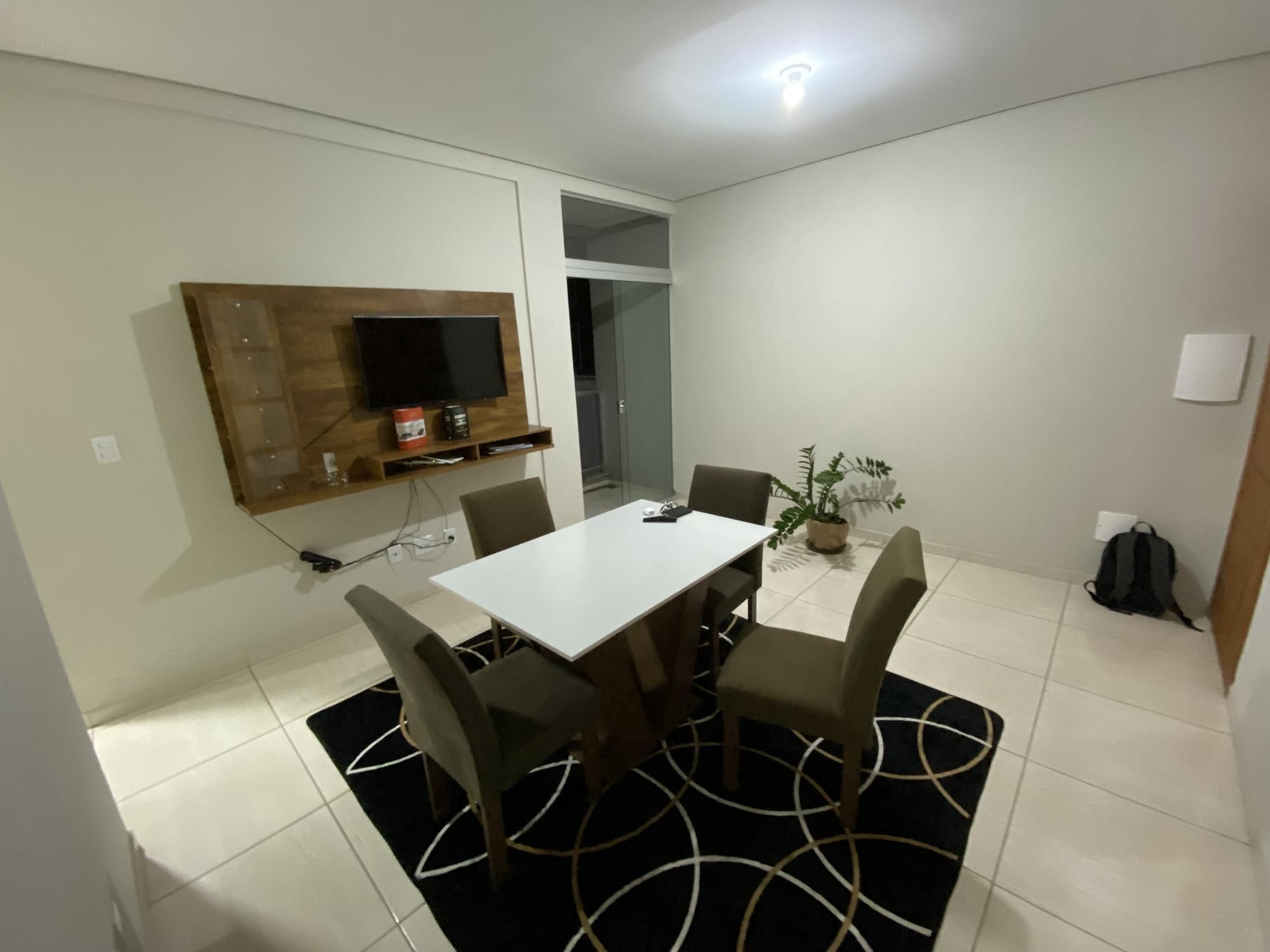 Apartamento à venda com 3 quartos, 106m² - Foto 2