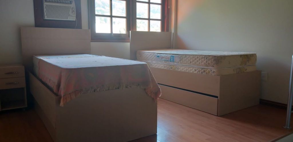 Casa à venda com 4 quartos, 351m² - Foto 10