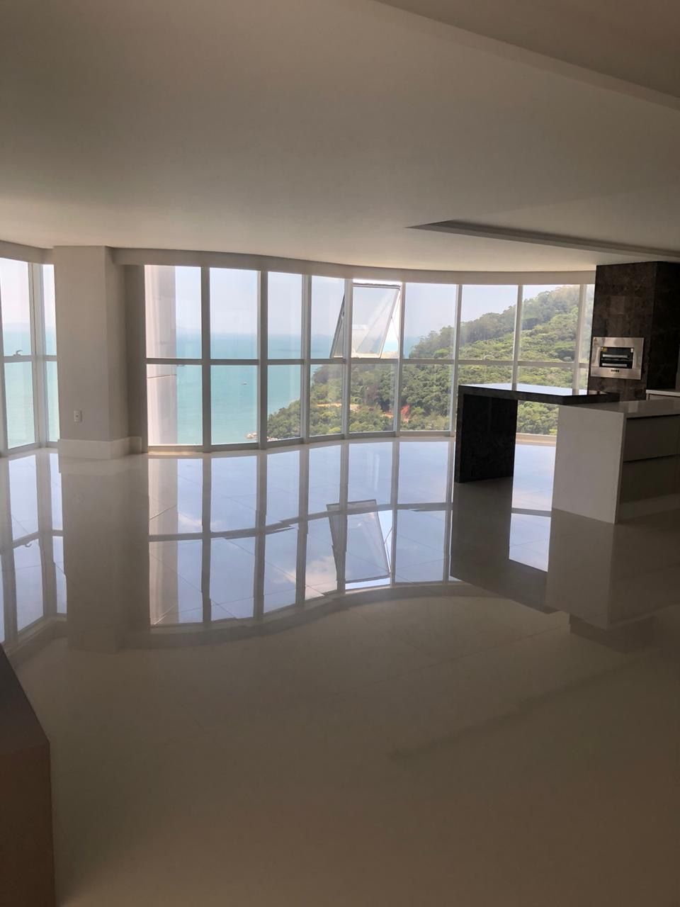 Apartamento à venda com 4 quartos, 237m² - Foto 8