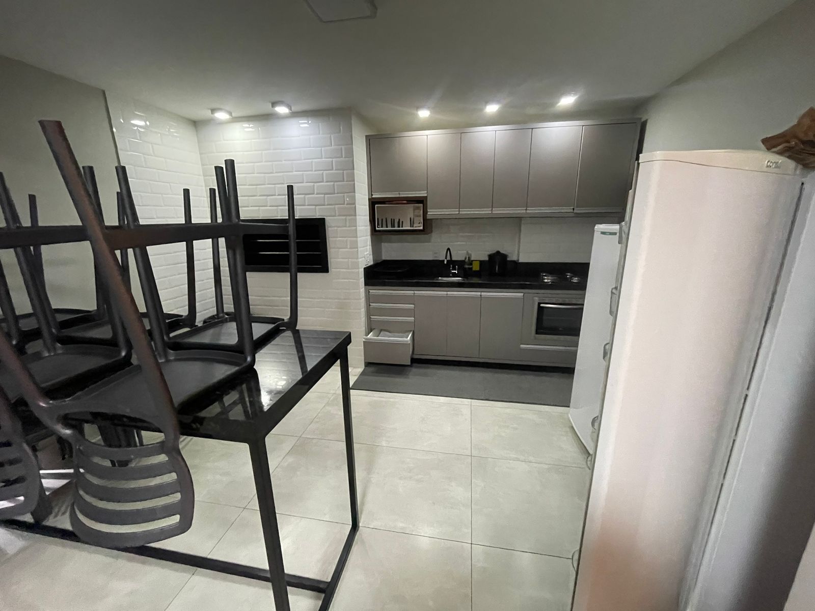 Apartamento à venda com 2 quartos, 74m² - Foto 27