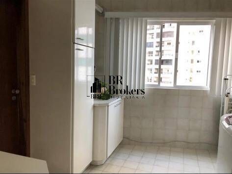 Apartamento à venda com 3 quartos, 238m² - Foto 15