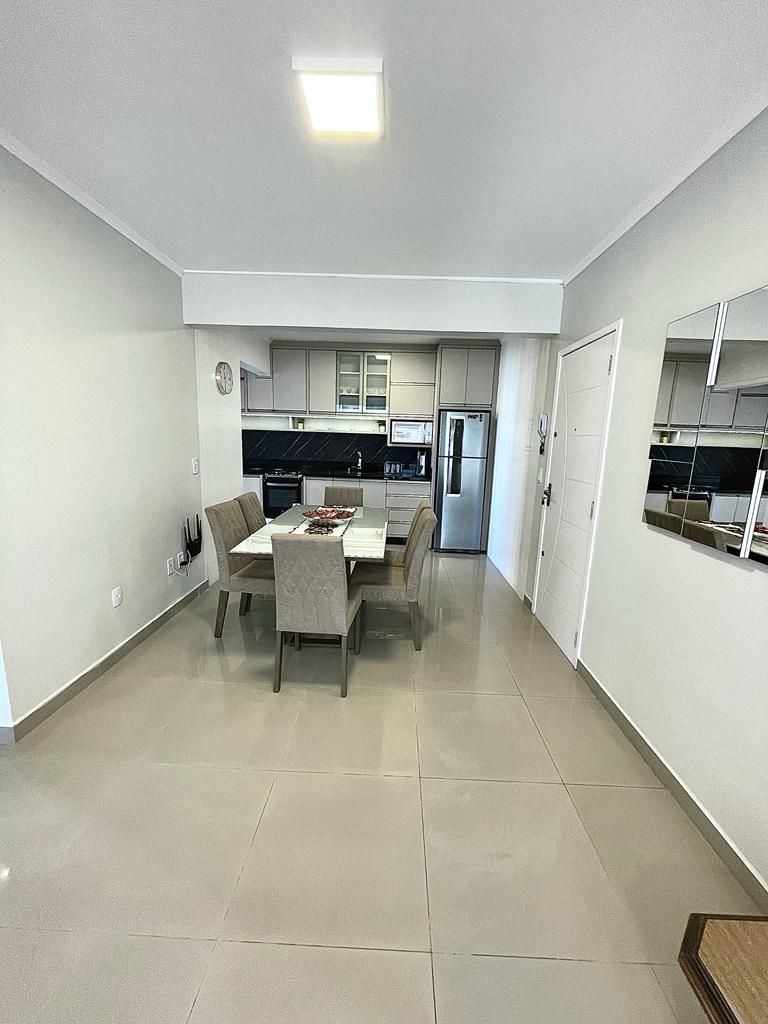 Apartamento para alugar com 2 quartos, 103m² - Foto 4