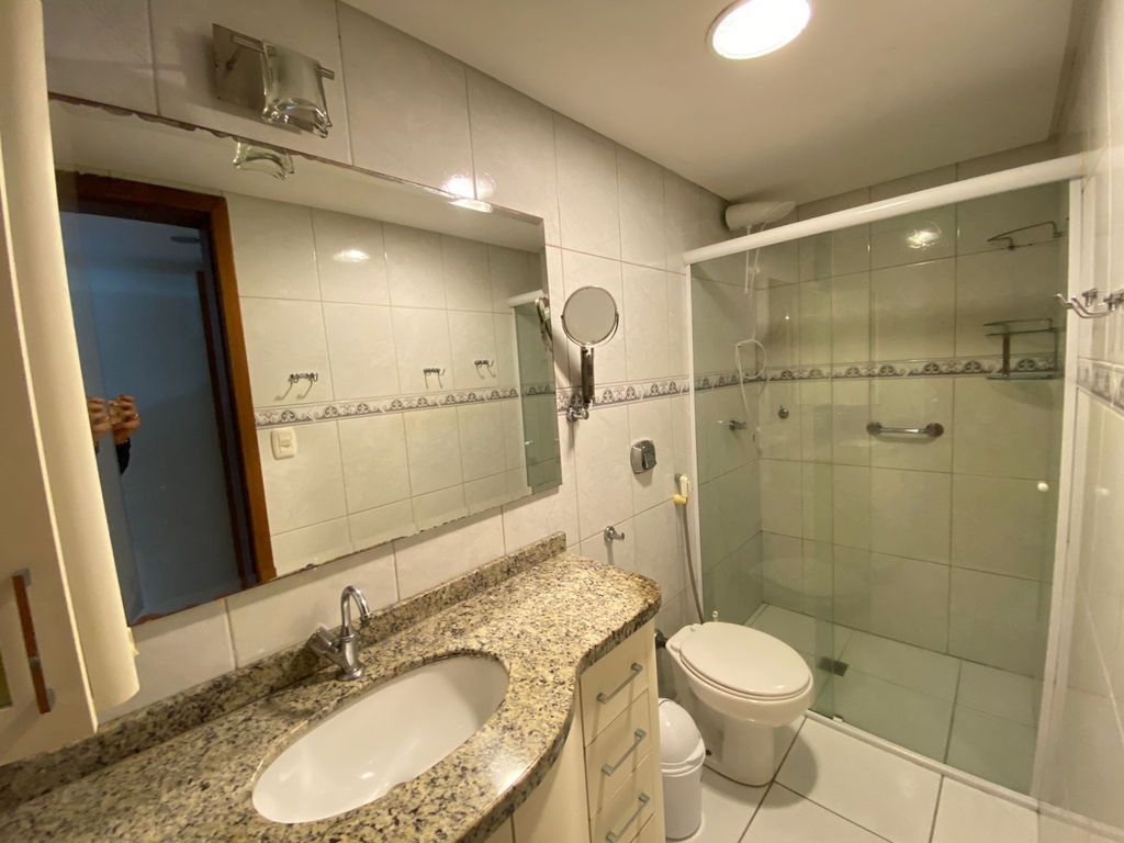 Apartamento à venda com 3 quartos, 260m² - Foto 18