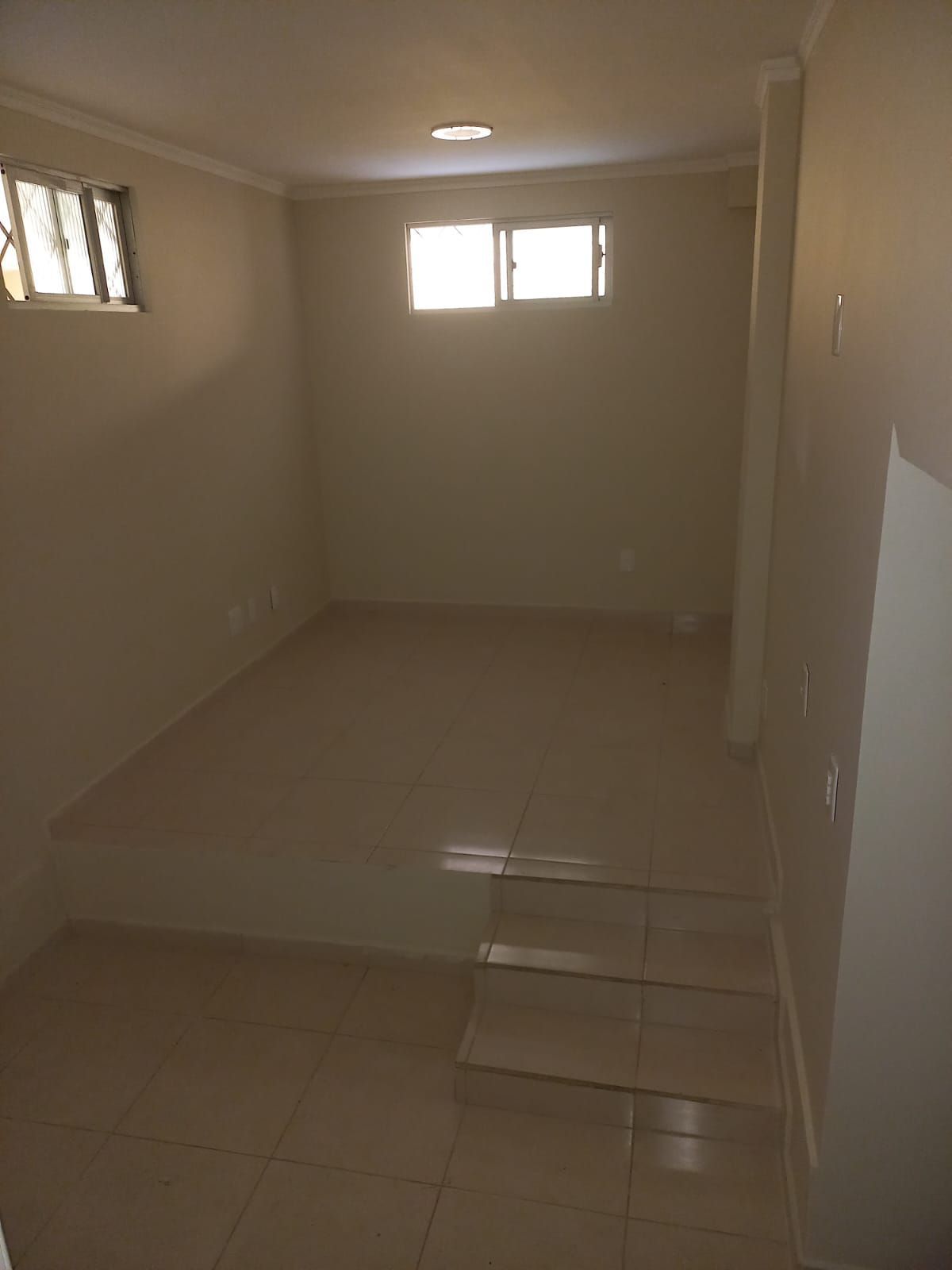 Conjunto Comercial-Sala para alugar com 1 quarto, 128m² - Foto 10