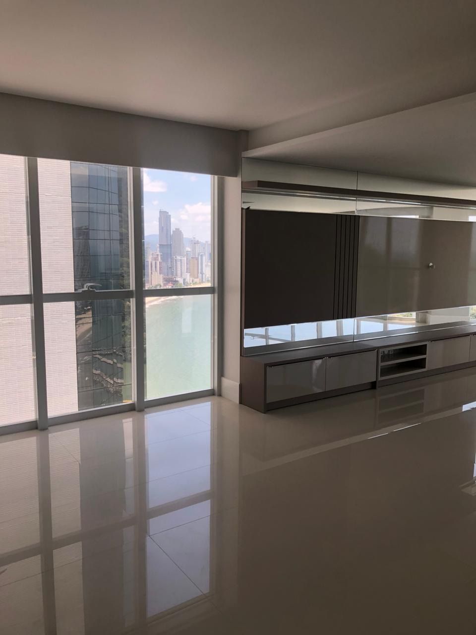 Apartamento à venda com 4 quartos, 237m² - Foto 10