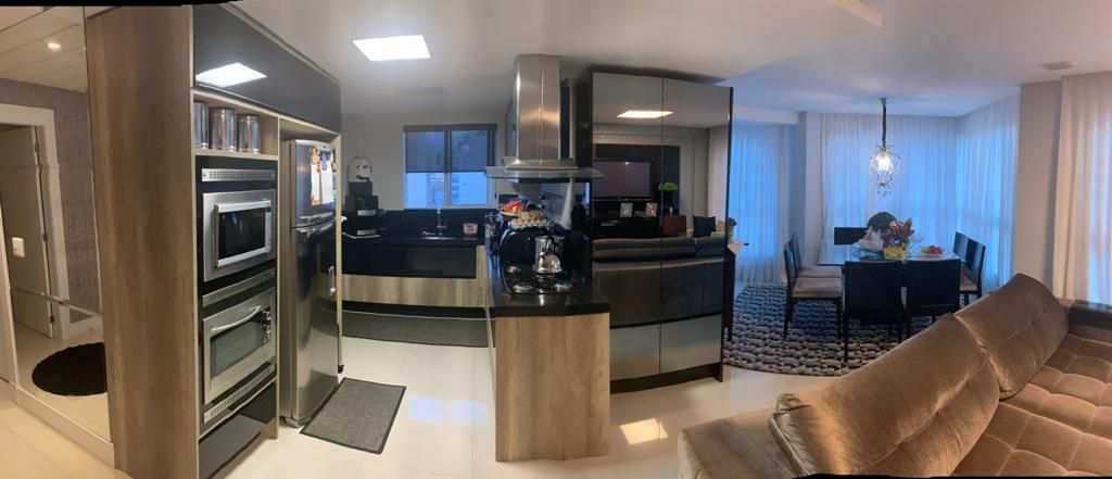 Apartamento à venda com 3 quartos, 177m² - Foto 2