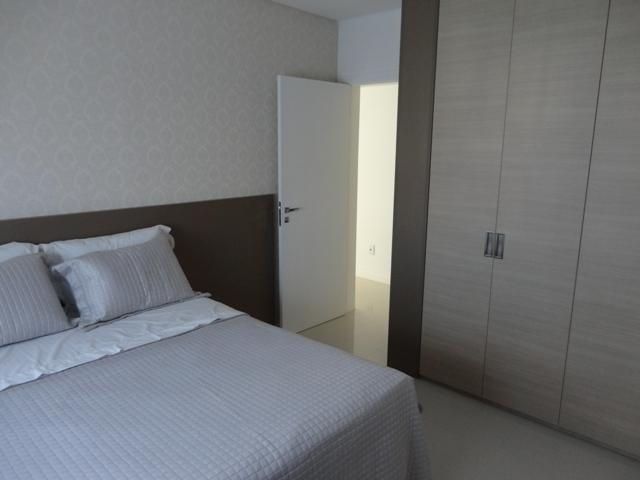 Apartamento à venda com 3 quartos, 130m² - Foto 35