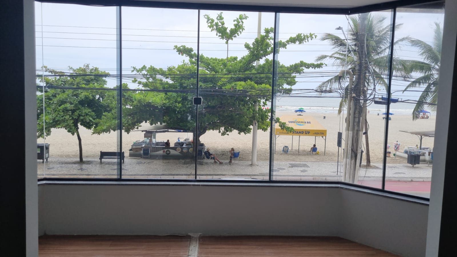Conjunto Comercial-Sala à venda com 5 quartos, 201m² - Foto 1