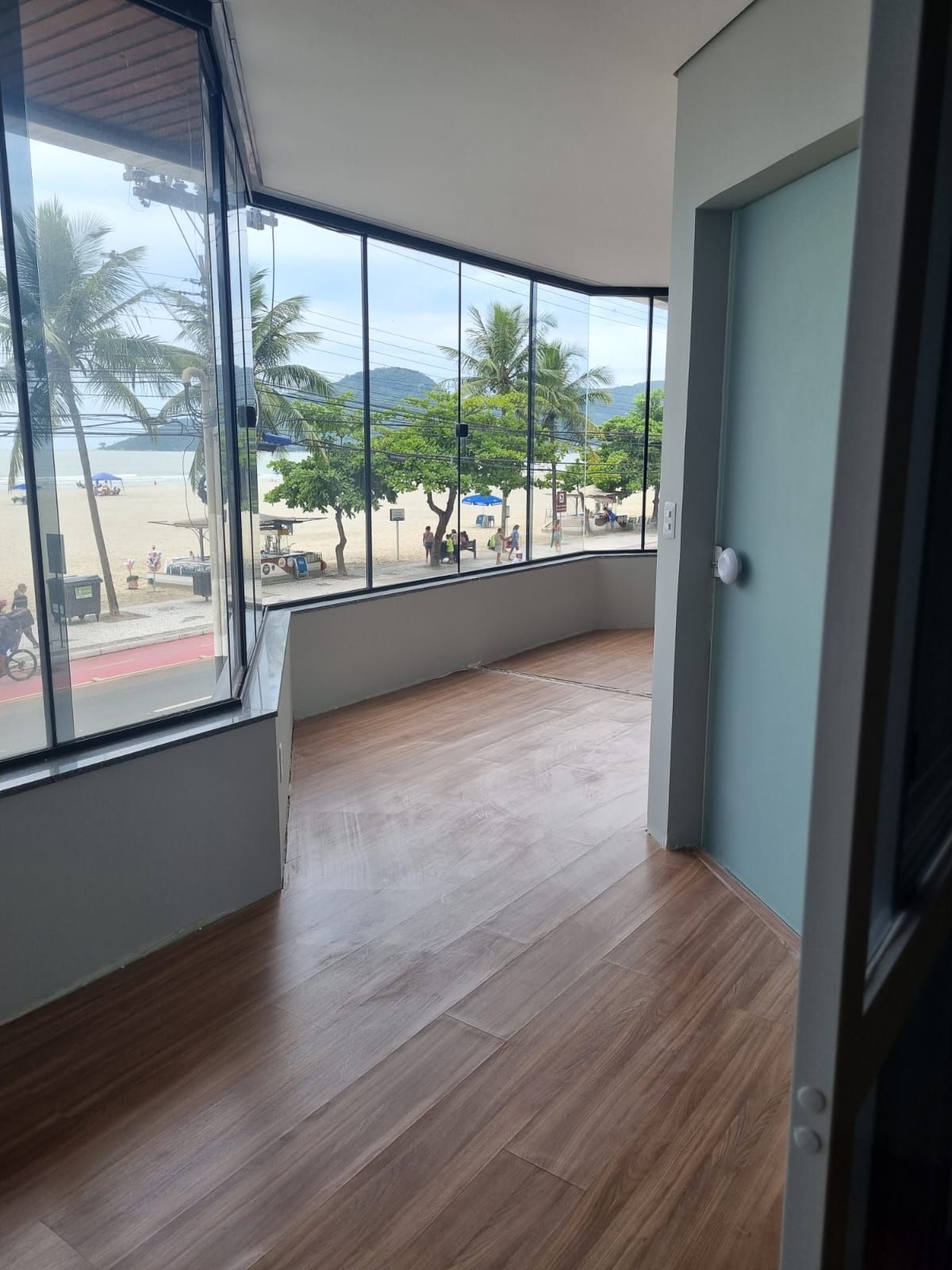 Conjunto Comercial-Sala à venda com 5 quartos, 201m² - Foto 32