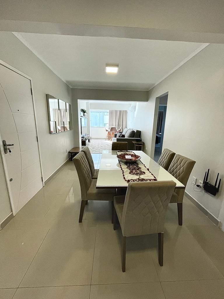 Apartamento para alugar com 2 quartos, 103m² - Foto 3
