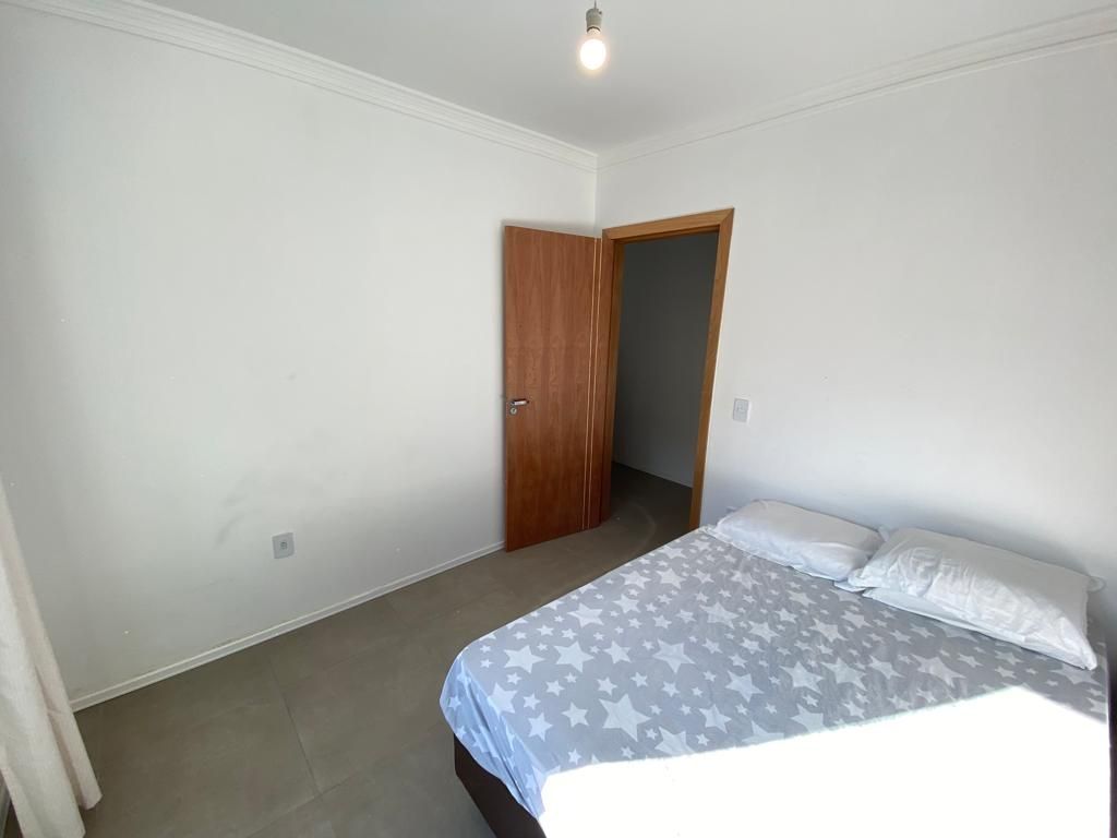 Casa à venda com 3 quartos, 237m² - Foto 8