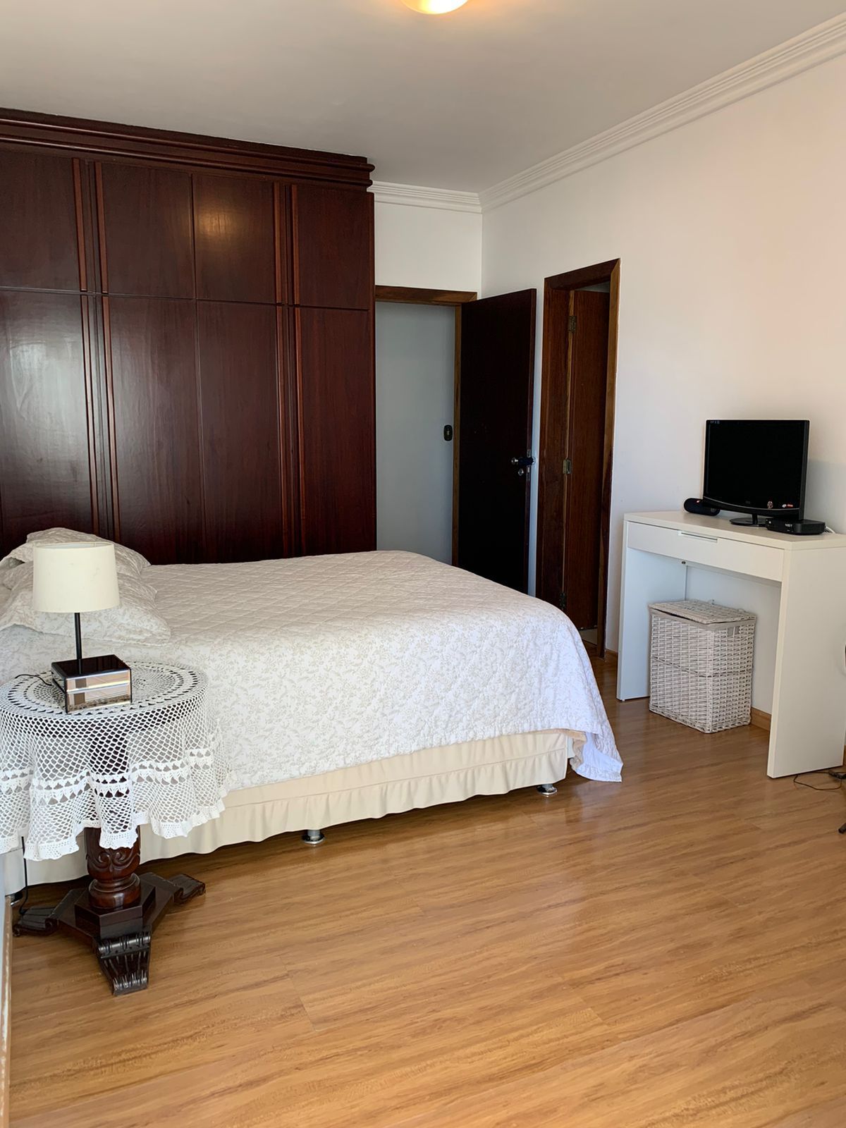 Apartamento à venda com 3 quartos, 238m² - Foto 19