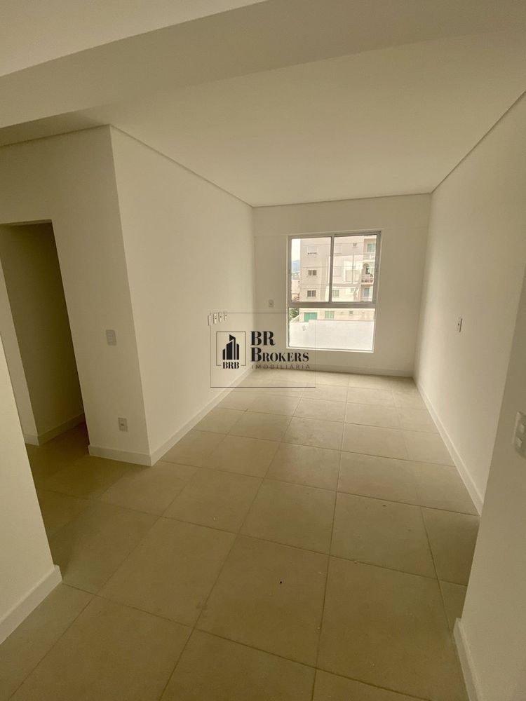 Apartamento para alugar com 3 quartos, 97m² - Foto 2