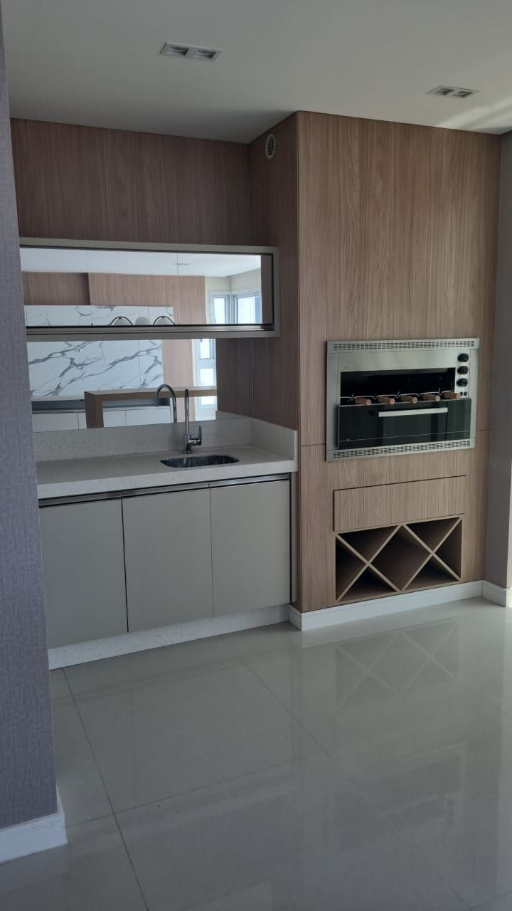 Apartamento para alugar com 4 quartos, 140m² - Foto 7