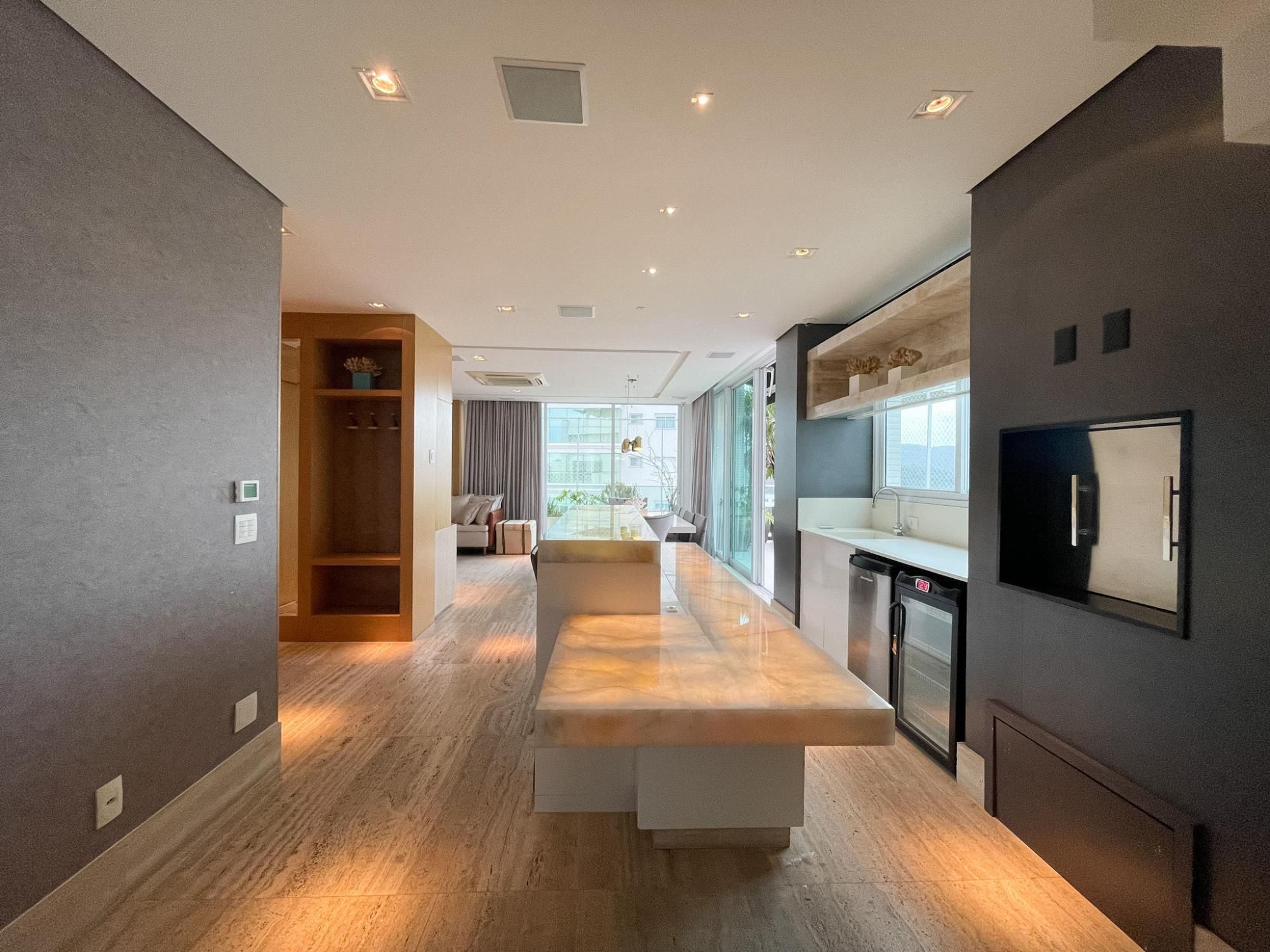 Cobertura, 3 quartos, 251 m² - Foto 13