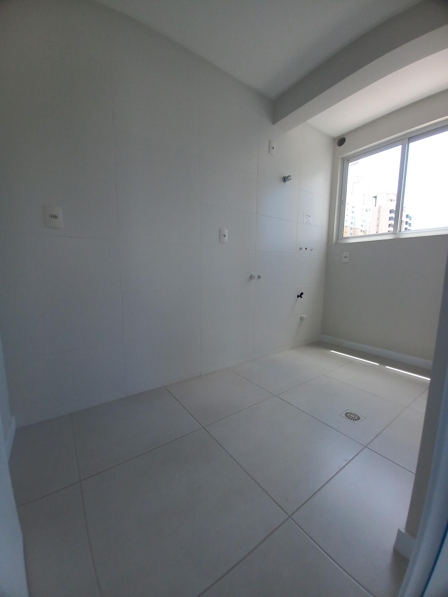 Apartamento à venda com 2 quartos, 93m² - Foto 5