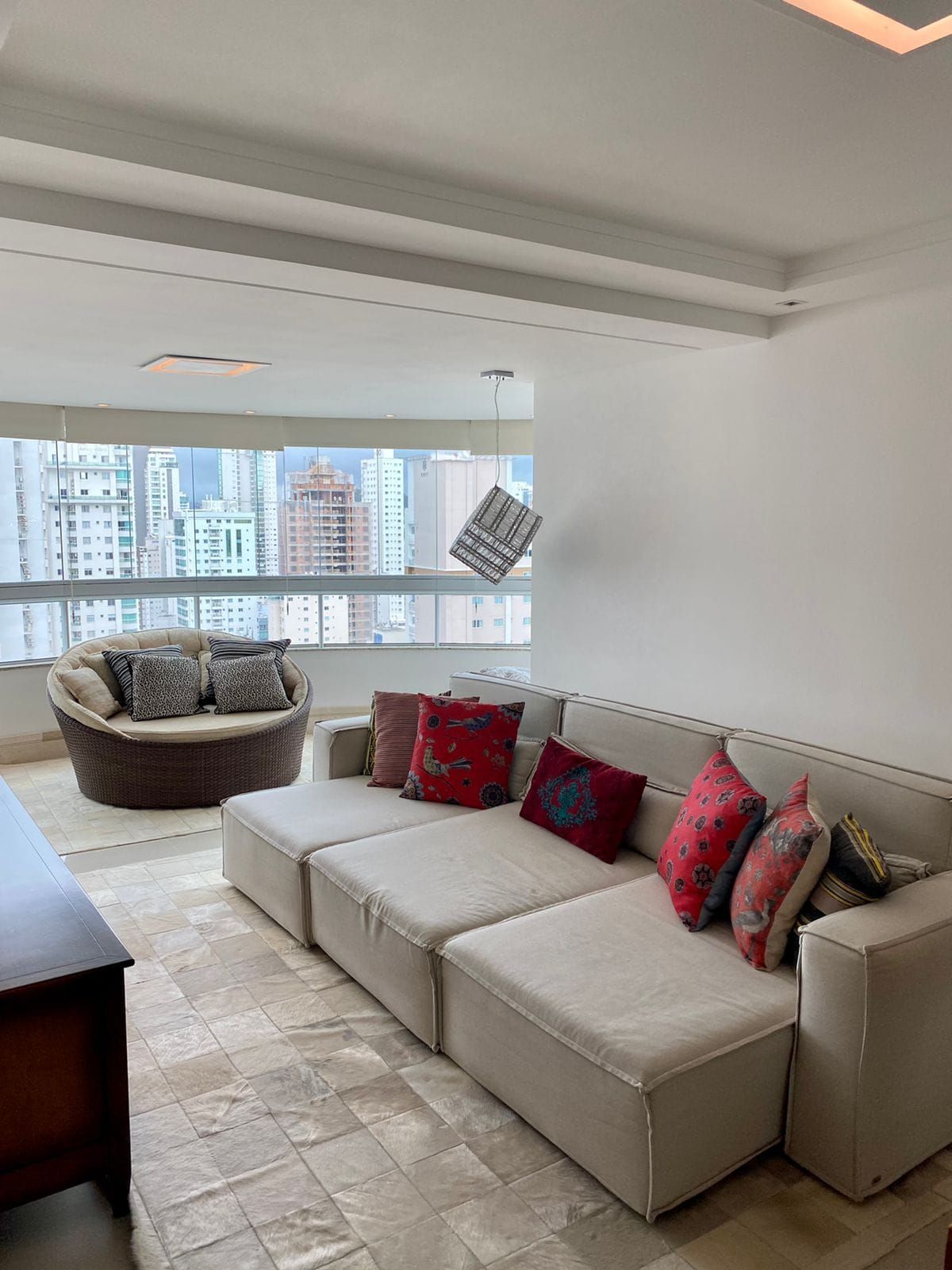 Apartamento para alugar com 3 quartos, 139m² - Foto 3