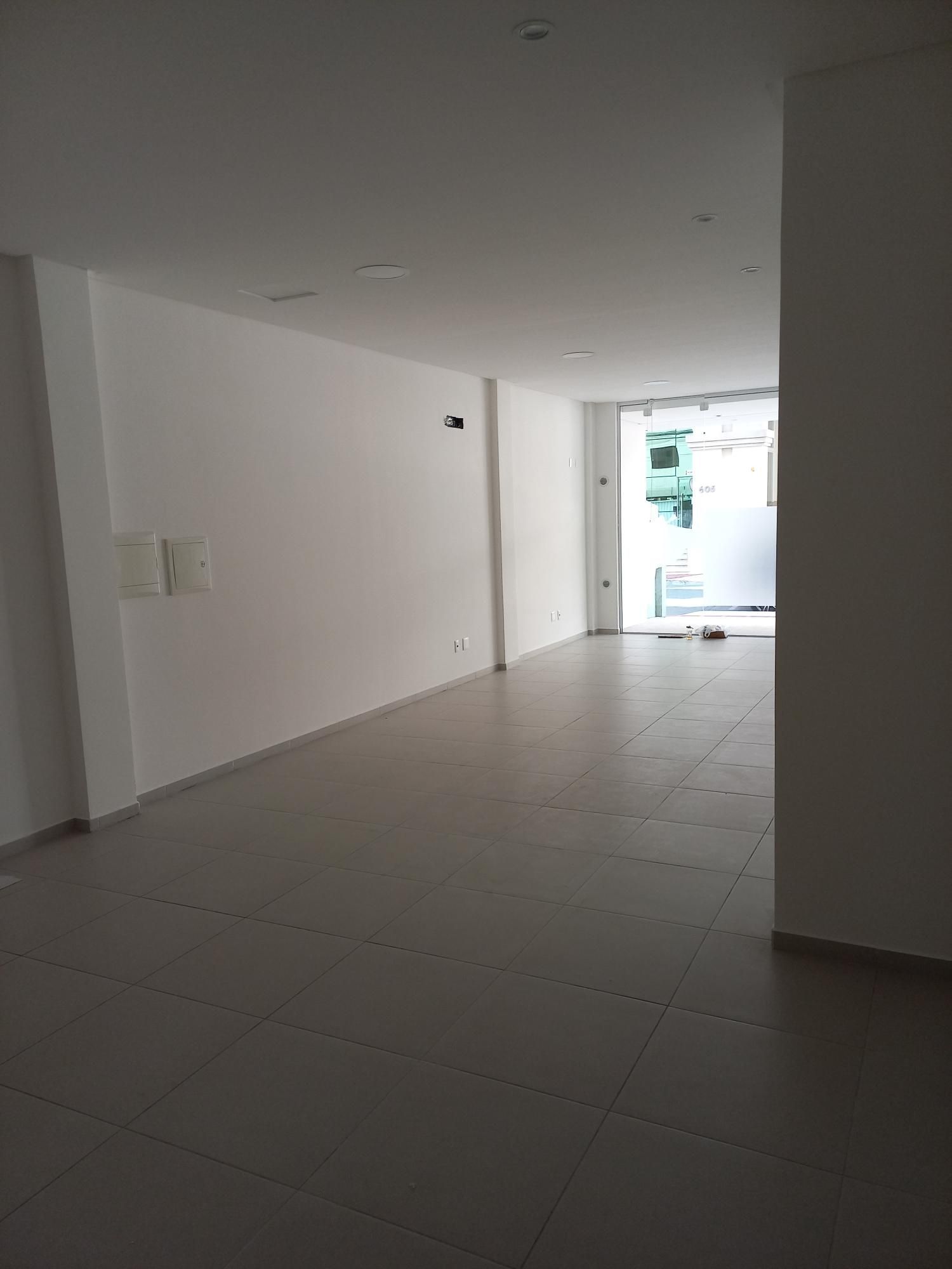 Conjunto Comercial-Sala para alugar com 1 quarto, 81m² - Foto 4