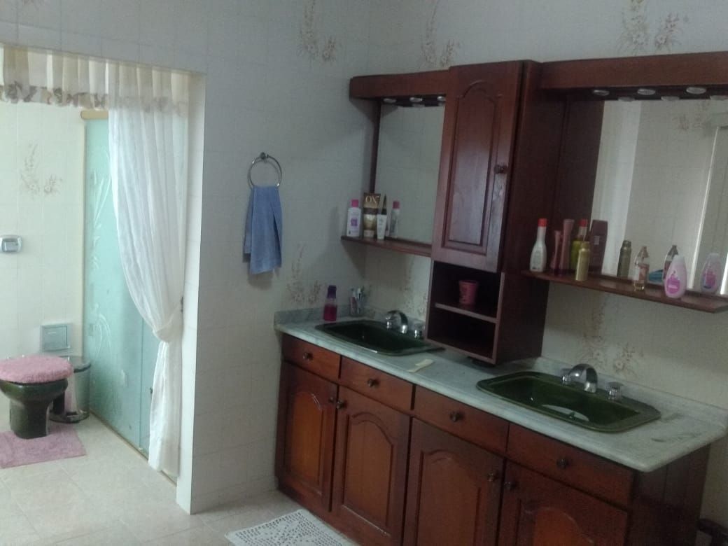 Casa à venda com 6 quartos, 700m² - Foto 10