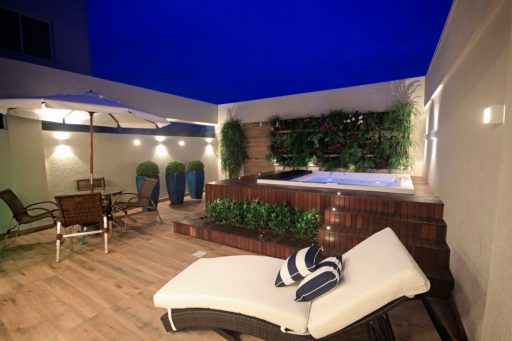 Apartamento, 2 quartos, 67 m² - Foto 1