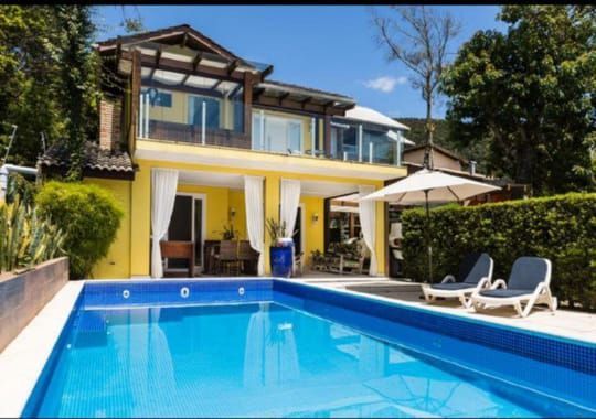 Casa à venda com 3 quartos, 350m² - Foto 1