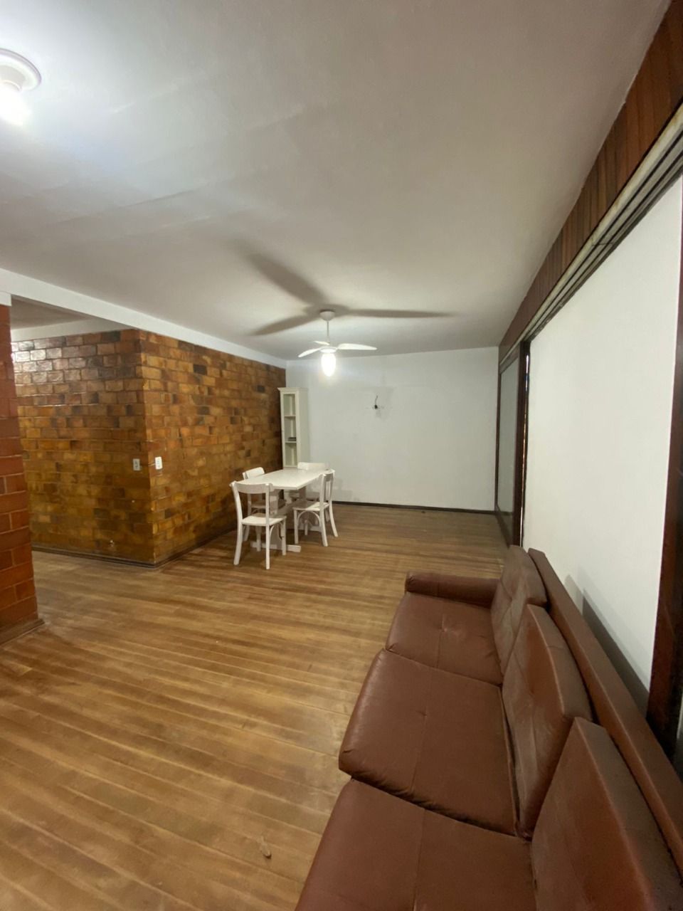 Casa à venda com 3 quartos, 120m² - Foto 11