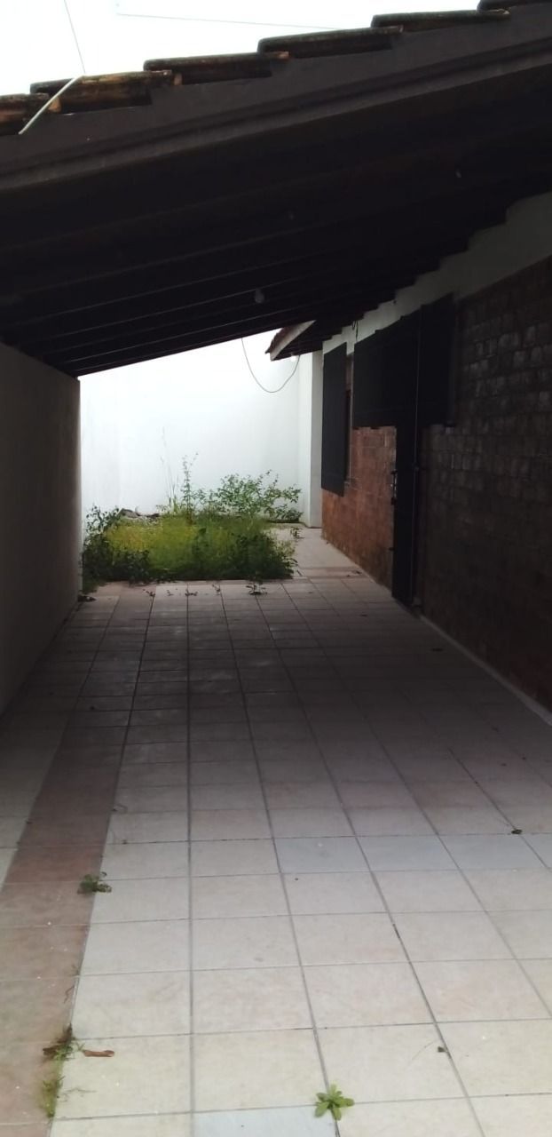 Casa à venda com 3 quartos, 120m² - Foto 8