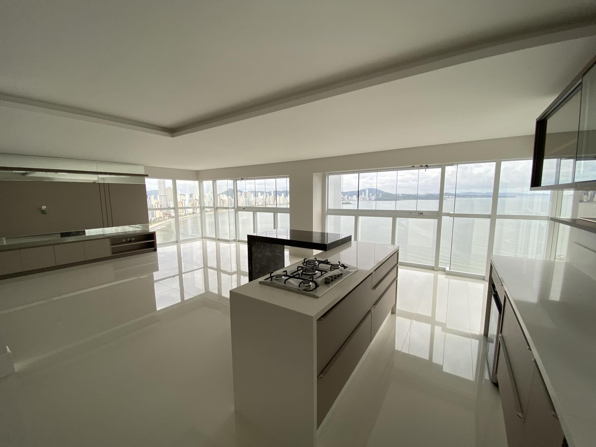 Apartamento, 4 quartos, 237 m² - Foto 1