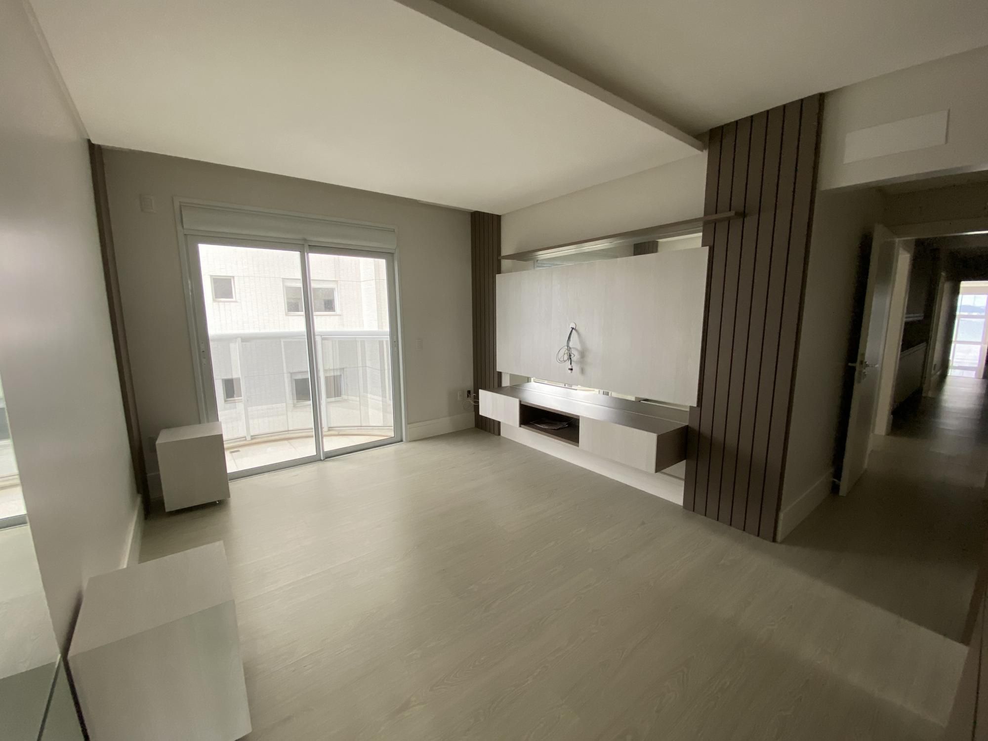 Apartamento, 4 quartos, 237 m² - Foto 2