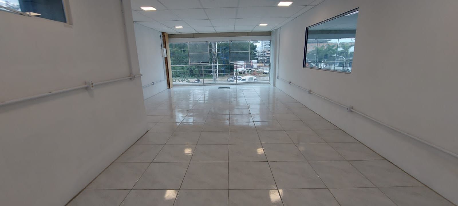 Sala comercial para alugar  no Fazendinha - Itaja, SC. Imveis