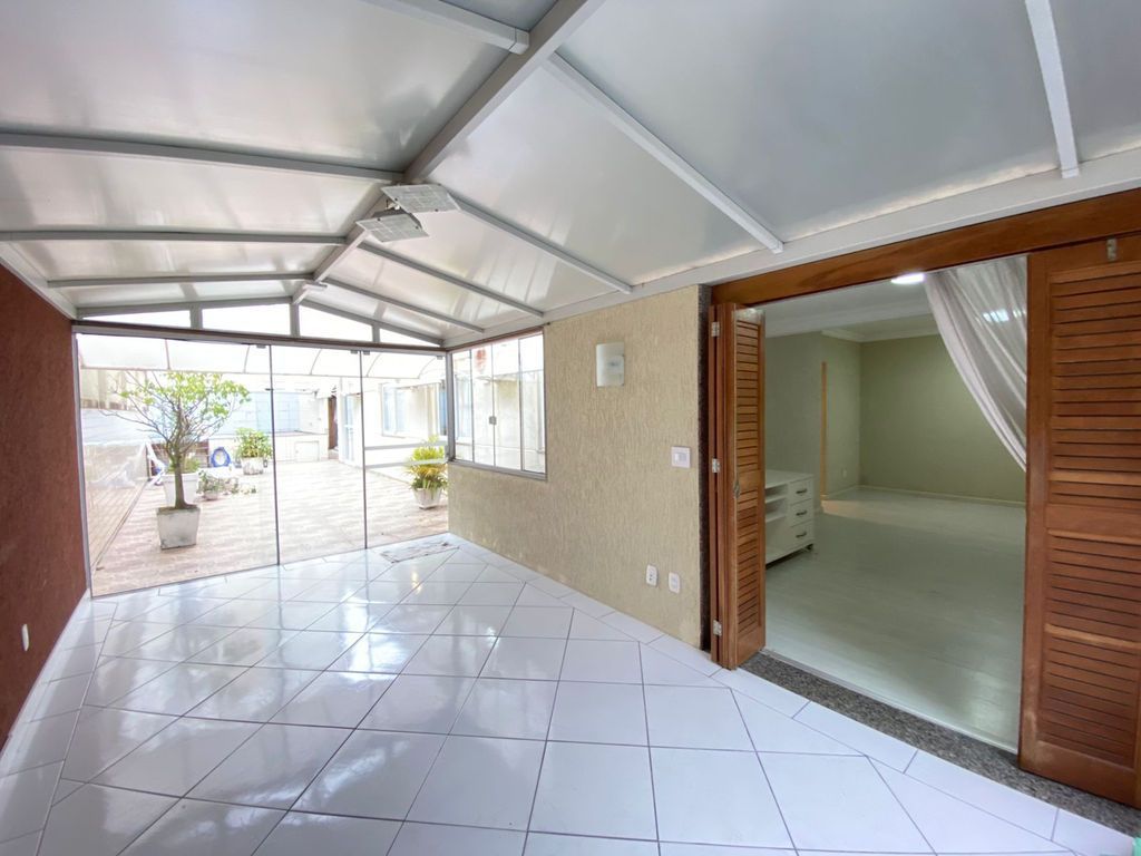 Apartamento, 3 quartos, 260 m² - Foto 1