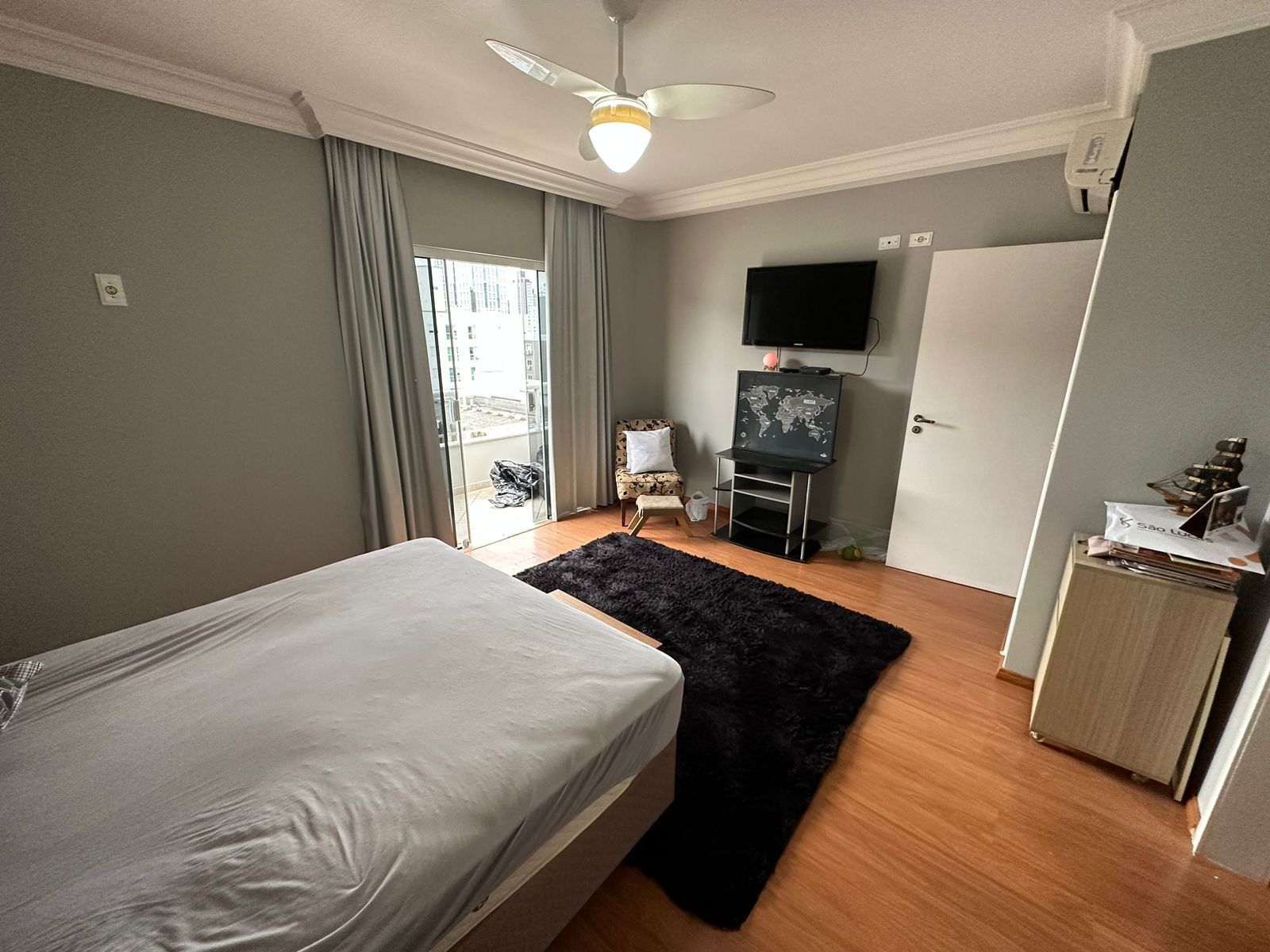 Apartamento à venda com 5 quartos, 260m² - Foto 16