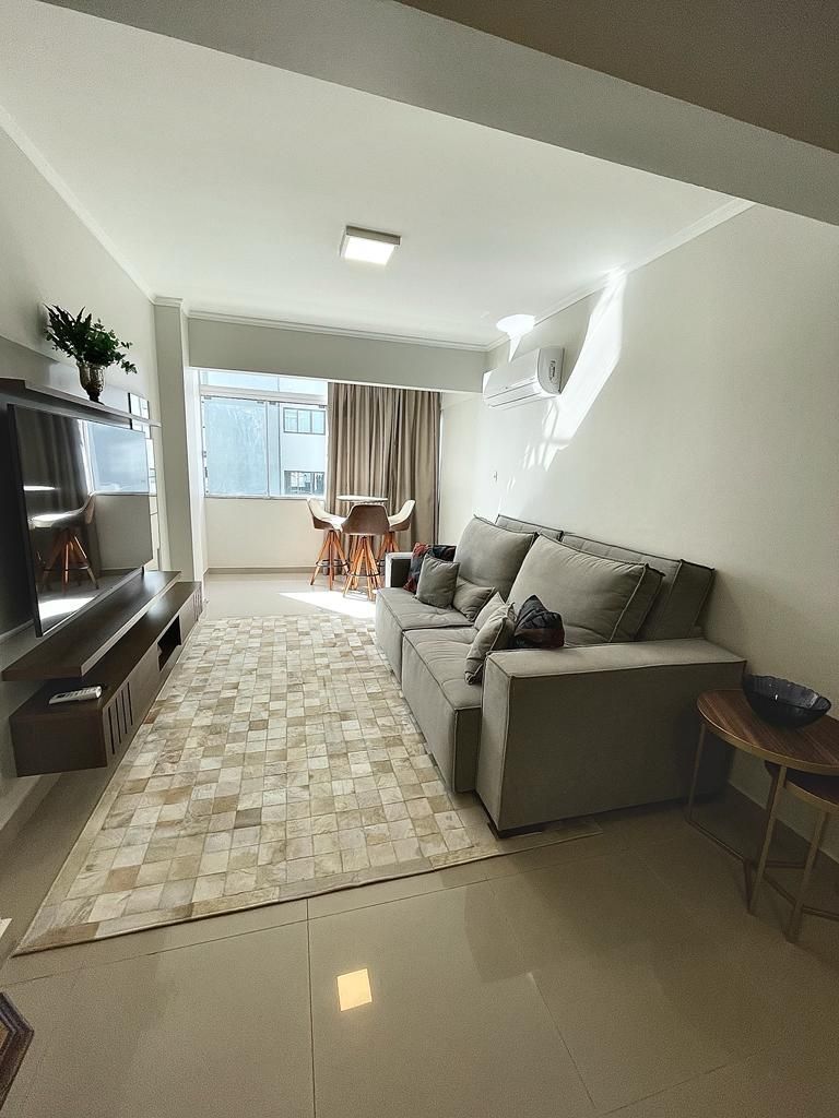 Apartamento para alugar com 2 quartos, 103m² - Foto 1