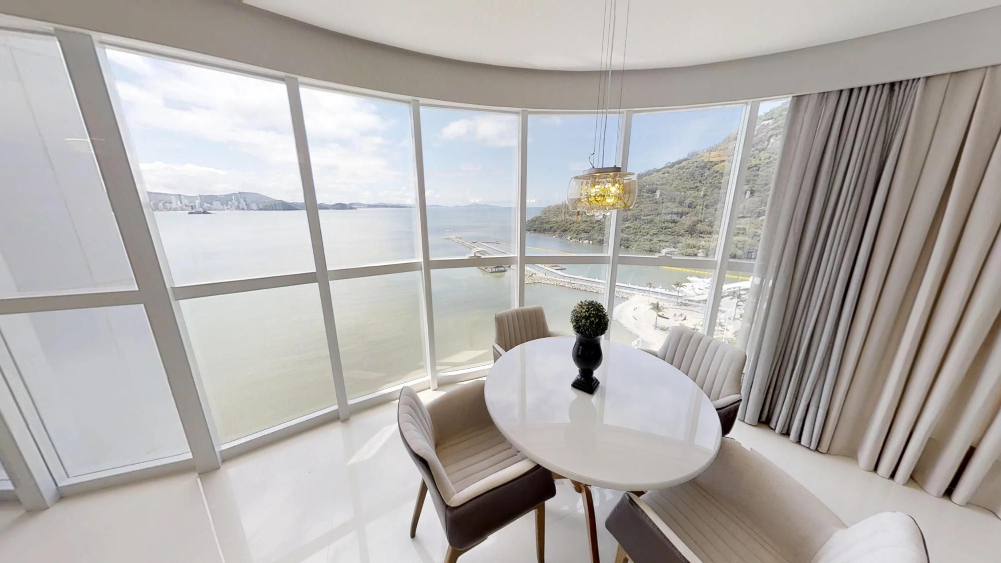 Apartamento, 4 quartos, 237 m² - Foto 1