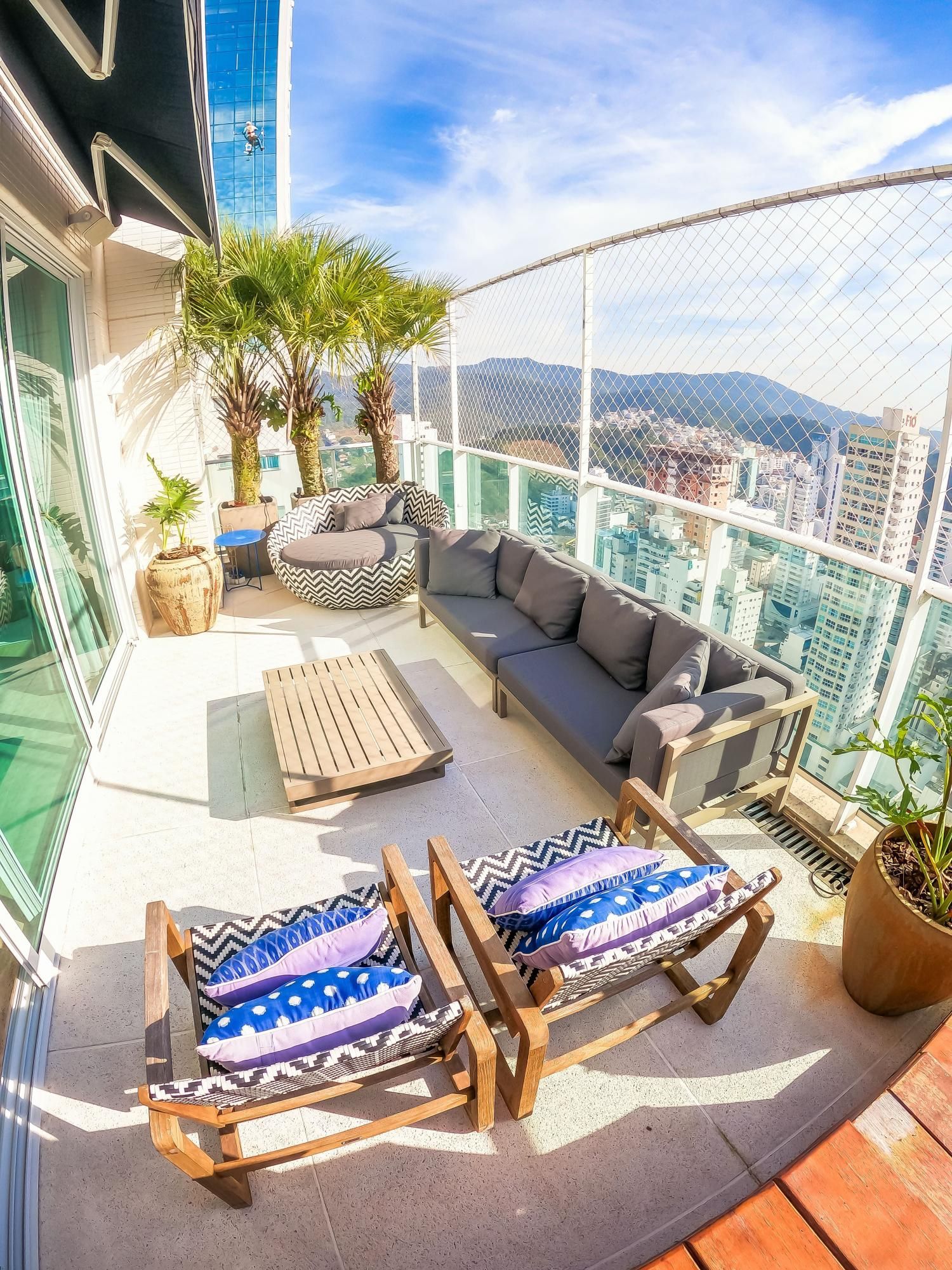 Cobertura, 3 quartos, 251 m² - Foto 1