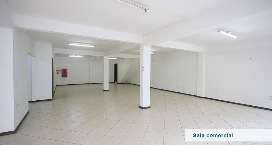 Conjunto Comercial-Sala à venda com 1 quarto, 217m² - Foto 2