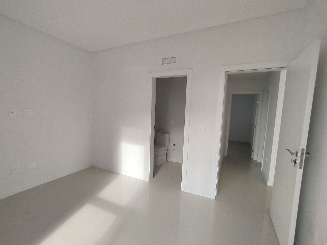 Apartamento à venda com 3 quartos, 134m² - Foto 28