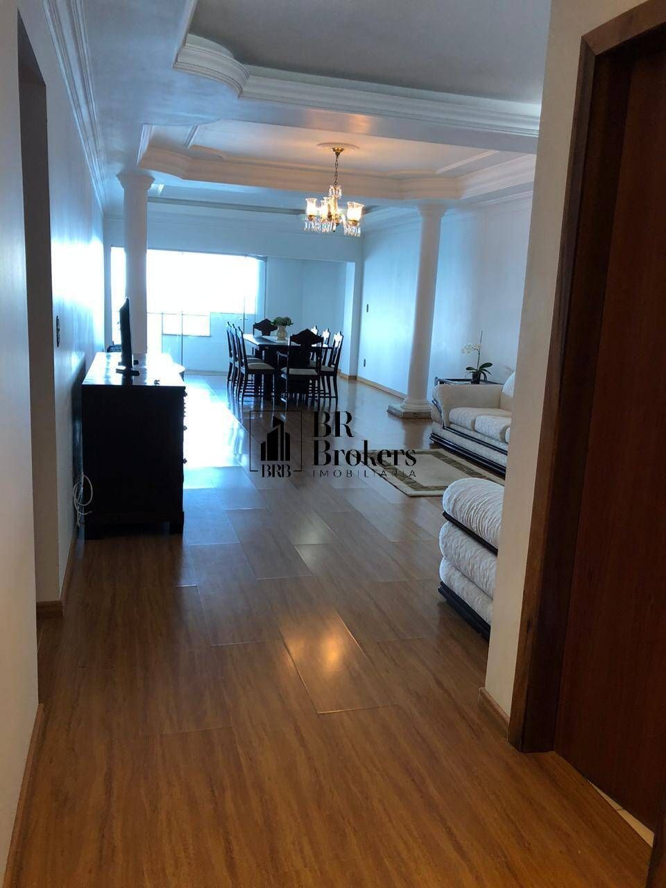 Apartamento à venda com 3 quartos, 238m² - Foto 12