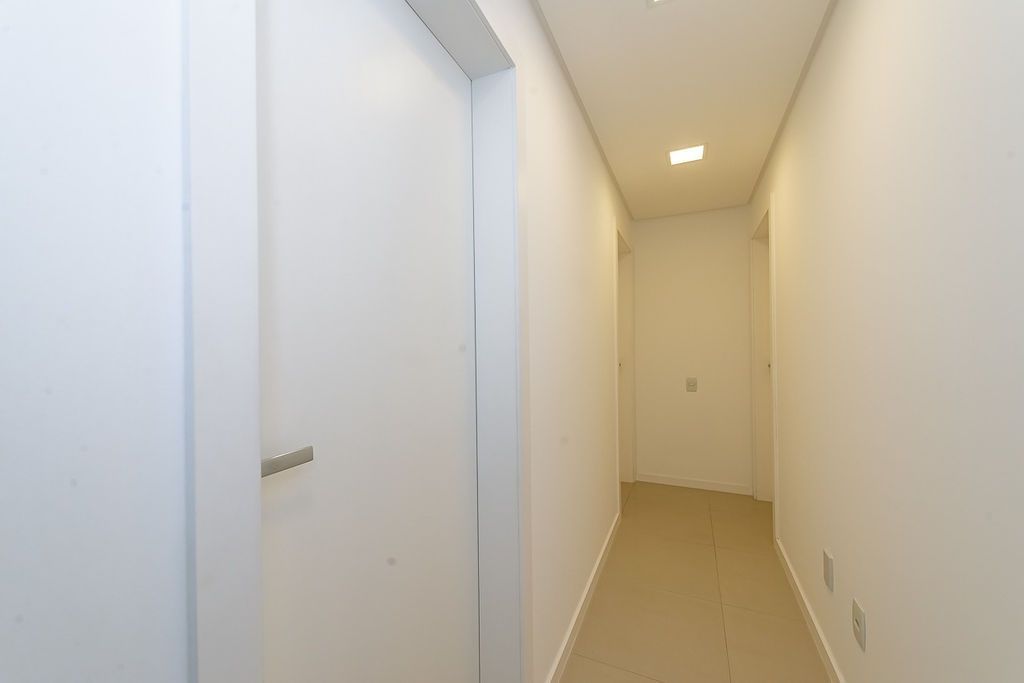 Apartamento à venda com 3 quartos, 168m² - Foto 8