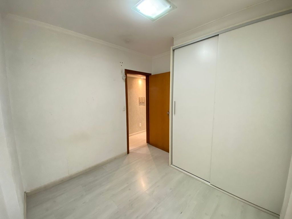 Apartamento à venda com 3 quartos, 260m² - Foto 12